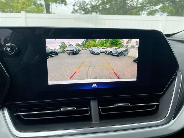 Photo of 2024 Summit White Chevrolet Trax