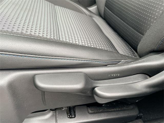 Photo of 2024 Summit White Chevrolet Trax