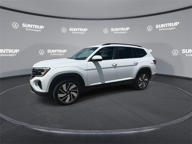 Photo of 2024 Deep Black Pearl Volkswagen Atlas
