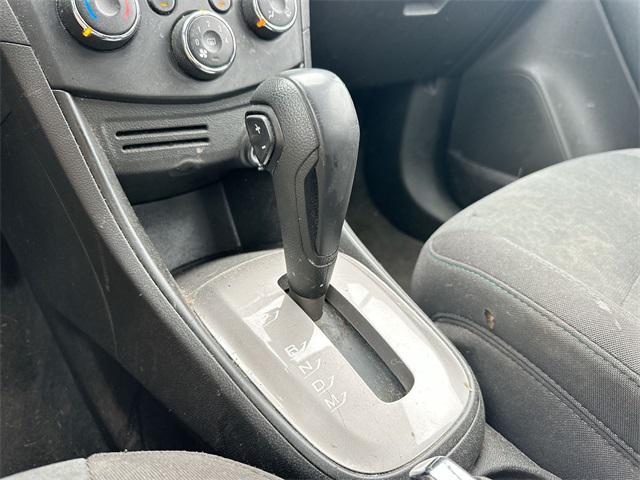 Photo of 2016 Summit White Chevrolet Trax