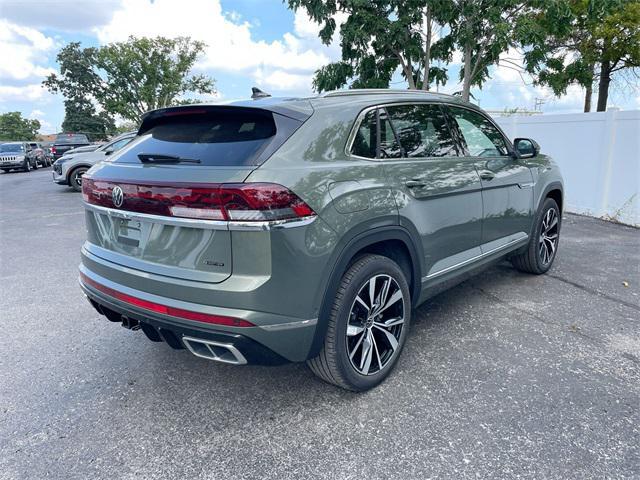 Photo of 2026 avocado green pearl Volkswagen Atlas Cross Sport