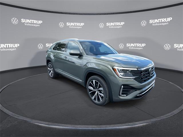 Photo of 2026 avocado green pearl Volkswagen Atlas Cross Sport