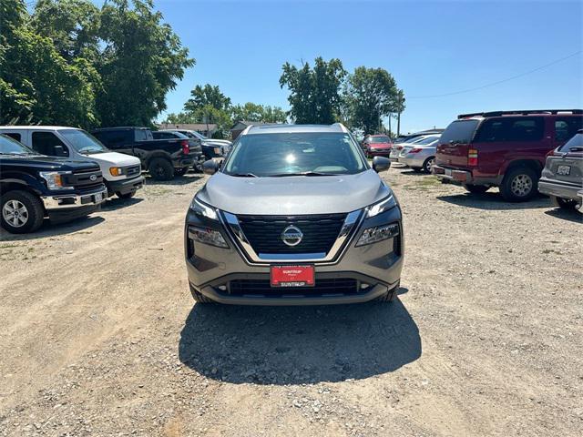 Photo of 2021 Gun Metallic Nissan Rogue