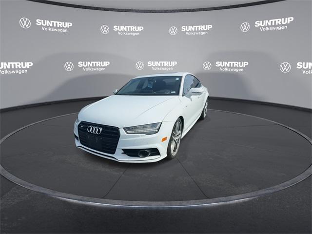 Photo of 2016 Glacier White Audi S7