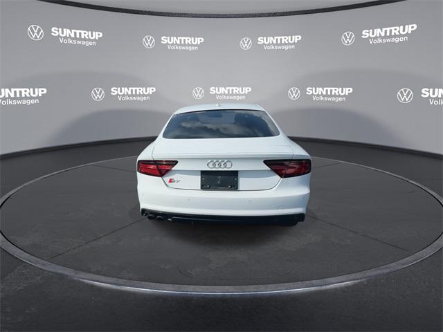 Photo of 2016 Glacier White Audi S7