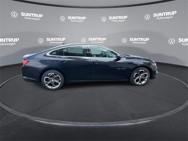 Photo of 2023 Dark Ash Metallic Chevrolet Malibu