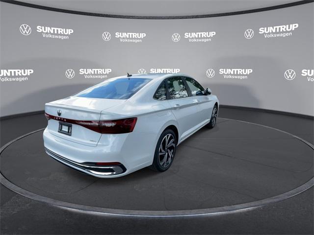 Photo of 2025 Opal White Pearl Volkswagen Jetta