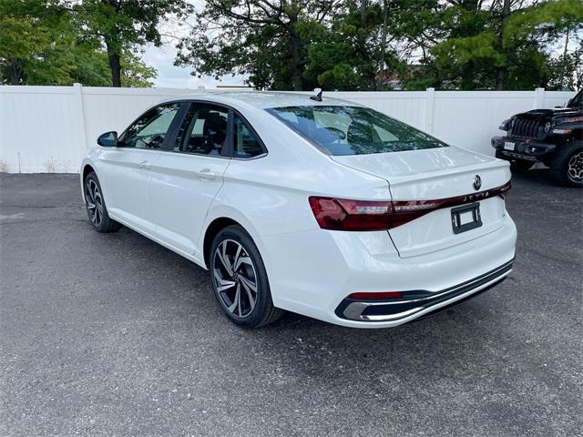 Photo of 2025 Opal White Pearl Volkswagen Jetta