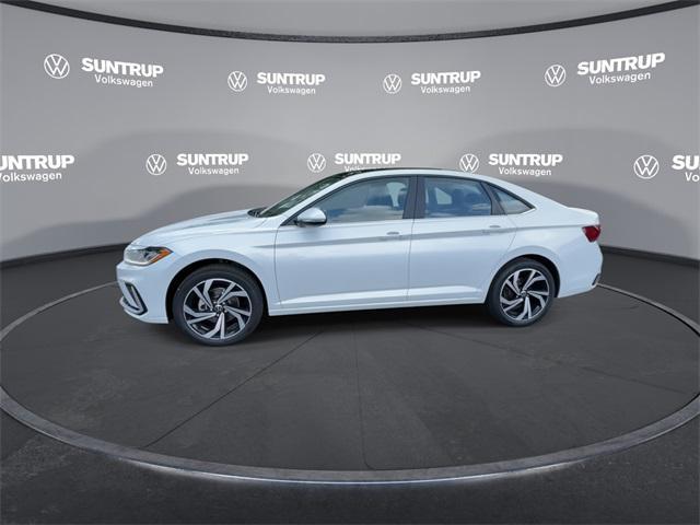 Photo of 2025 Opal White Pearl Volkswagen Jetta