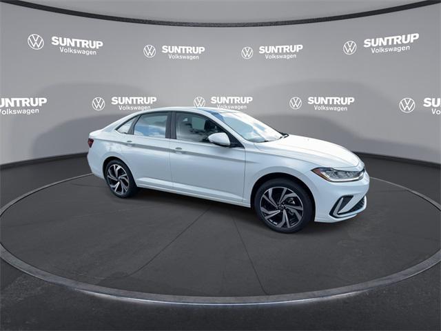 Photo of 2025 Opal White Pearl Volkswagen Jetta
