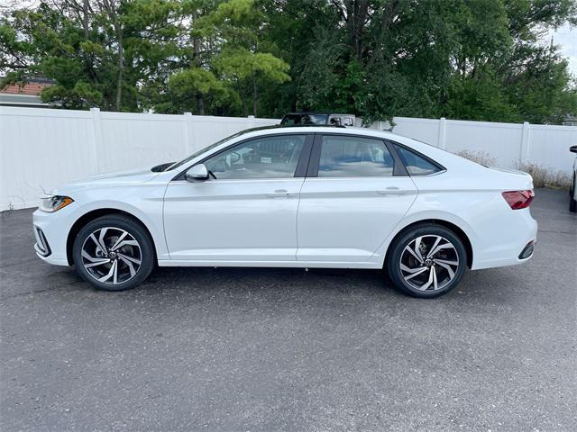 Photo of 2025 Opal White Pearl Volkswagen Jetta