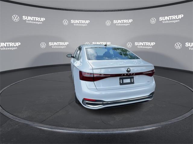 Photo of 2025 Opal White Pearl Volkswagen Jetta
