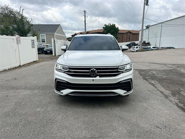Photo of 2022 Oryx White Pearl Volkswagen Tiguan
