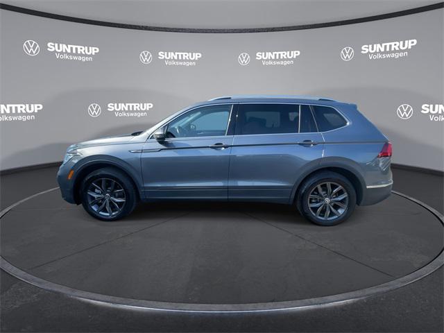 Photo of 2023 Platinum Gray Metallic Volkswagen Tiguan