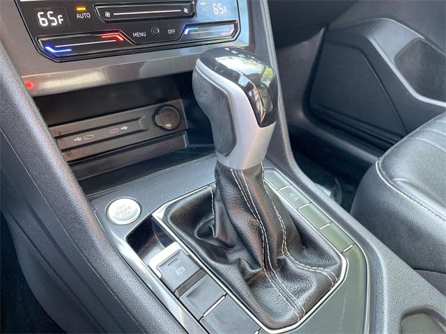 Photo of 2023 Platinum Gray Metallic Volkswagen Tiguan