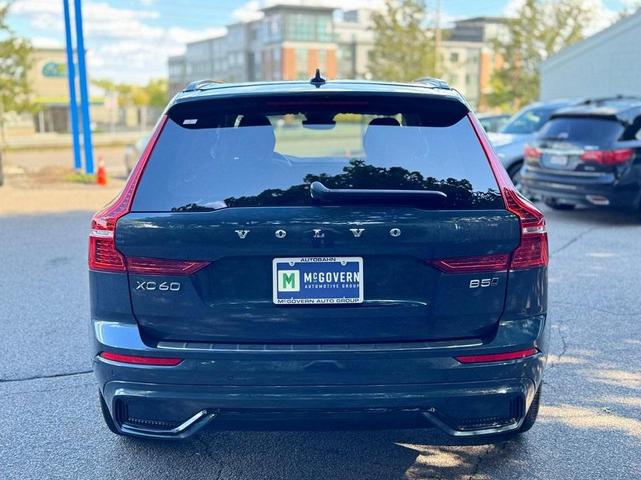 Photo of 2023 Denim Blue Metallic Volvo XC60