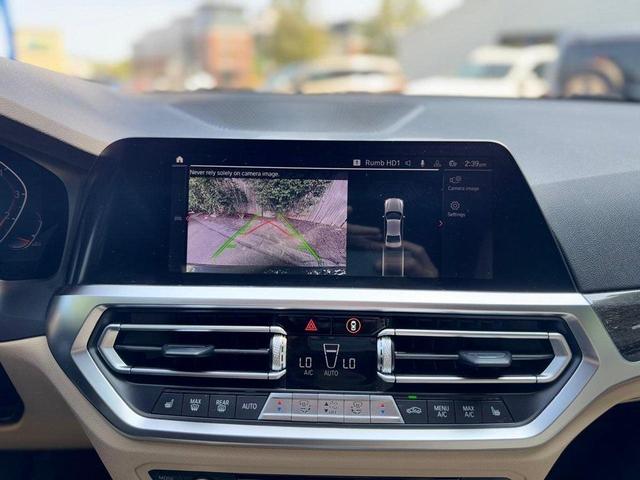 Photo of 2021 Blue Ridge Mountain Metallic BMW 330