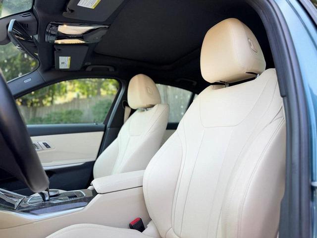 Photo of 2021 Blue Ridge Mountain Metallic BMW 330
