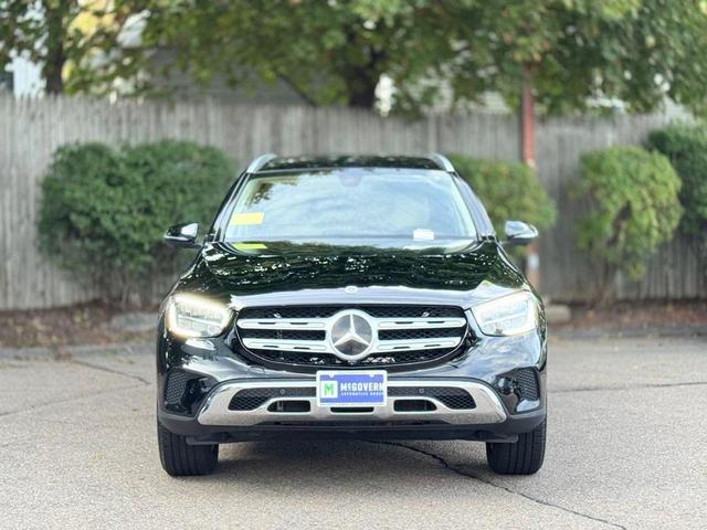 Photo of 2021 Black Mercedes-Benz GLC 300