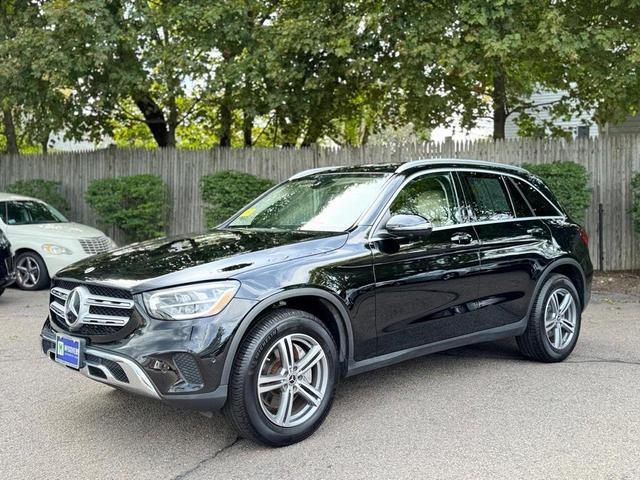Photo of 2021 Black Mercedes-Benz GLC 300