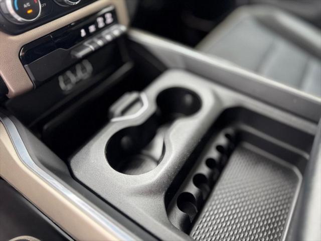 Photo of 2021 Diamond Black Crystal Pearlcoat RAM 1500