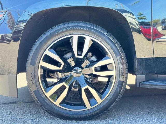 Photo of 2018 Black Chevrolet Tahoe