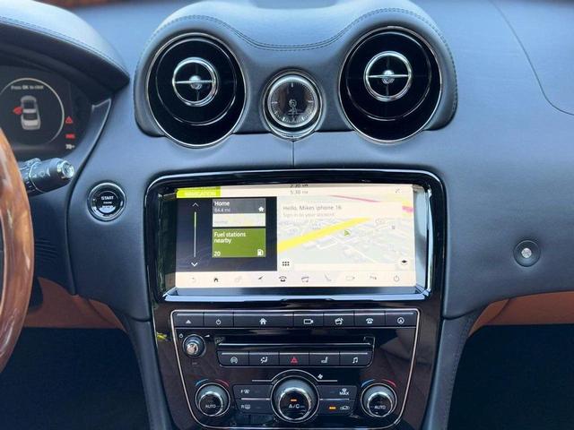 Photo of 2019 Black Jaguar XJ