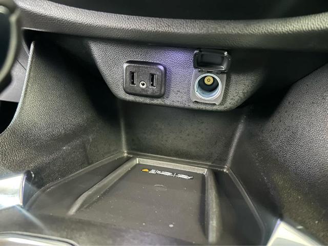 Photo of 2023 Mosaic Black Metallic Chevrolet Traverse