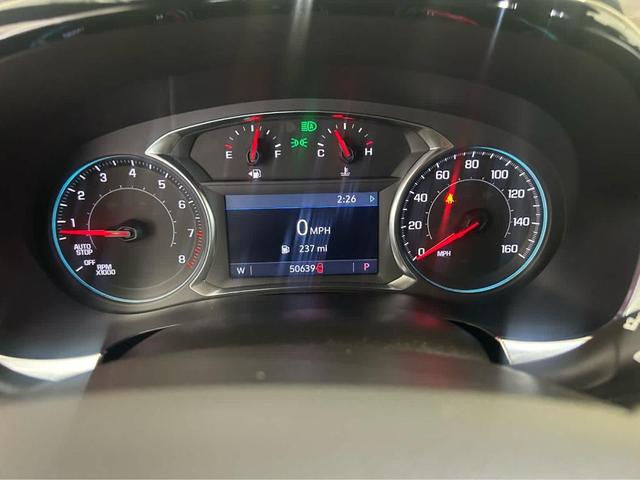 Photo of 2023 Mosaic Black Metallic Chevrolet Traverse