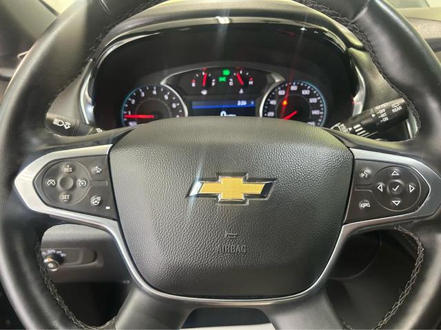 Photo of 2023 Mosaic Black Metallic Chevrolet Traverse