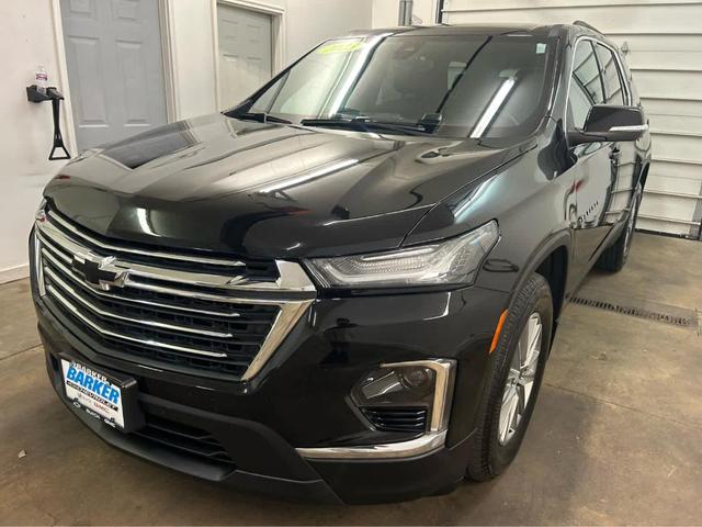 Photo of 2023 Mosaic Black Metallic Chevrolet Traverse