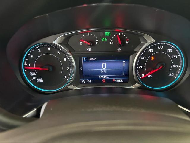 Photo of 2022 Mosaic Black Metallic Chevrolet Equinox