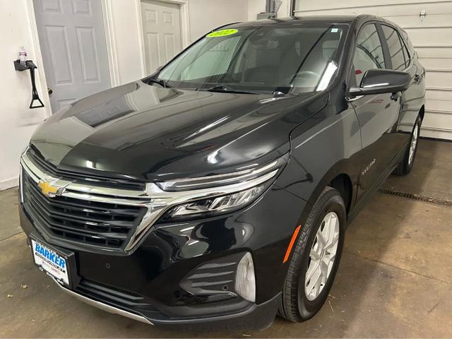Photo of 2022 Mosaic Black Metallic Chevrolet Equinox