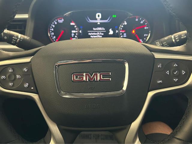 Photo of 2023 Summit White GMC Acadia