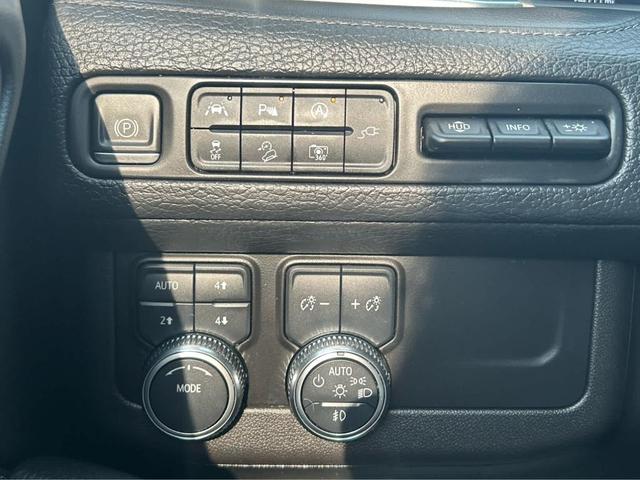 Photo of 2022 Onyx Black GMC Yukon