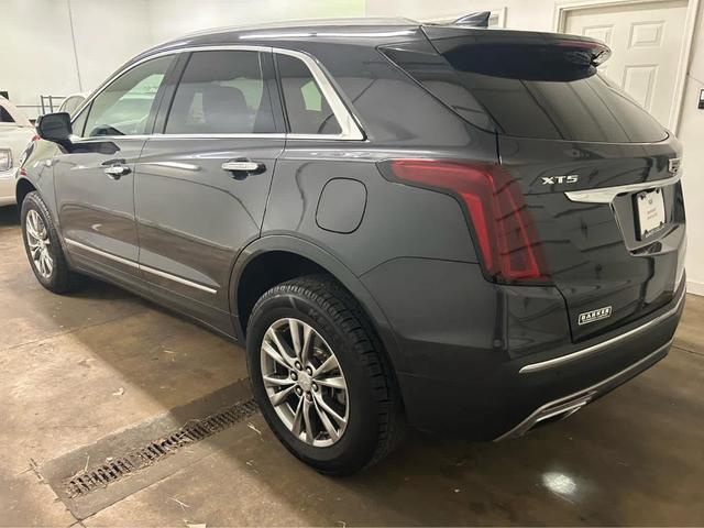Photo of 2021 Wilder Metallic Cadillac XT5
