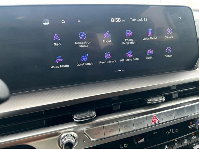 Photo of 2024 Ebony Black Kia Telluride