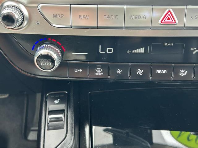 Photo of 2024 Ebony Black Kia Telluride