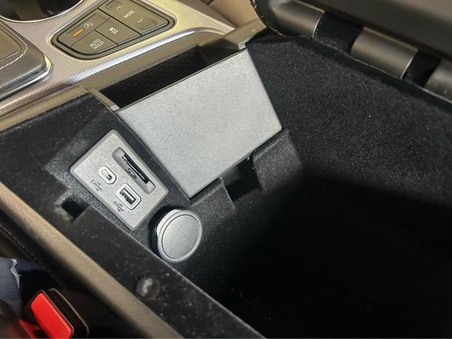 Photo of 2024 Summit White Cadillac CT4