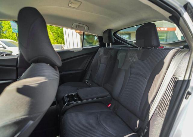 Photo of 2019 Silver Toyota Prius Prime