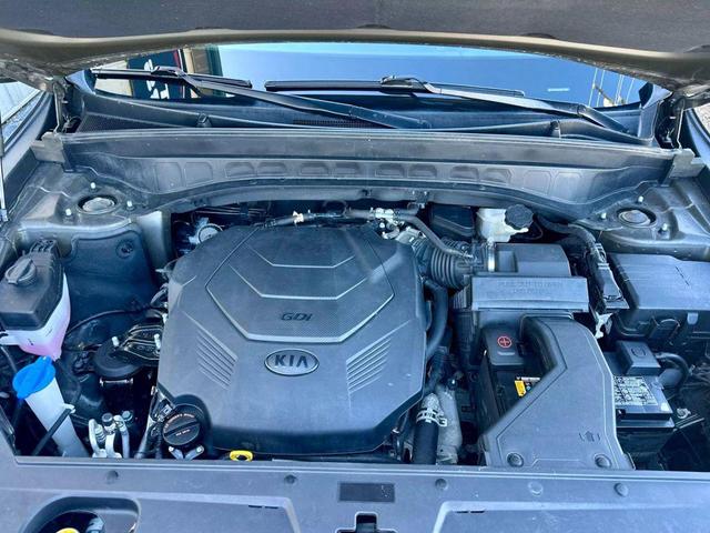 Photo of 2021 Green Kia Telluride