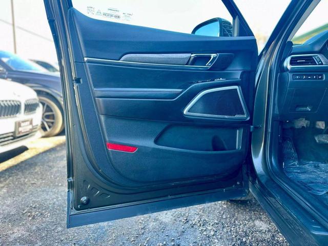 Photo of 2021 Green Kia Telluride