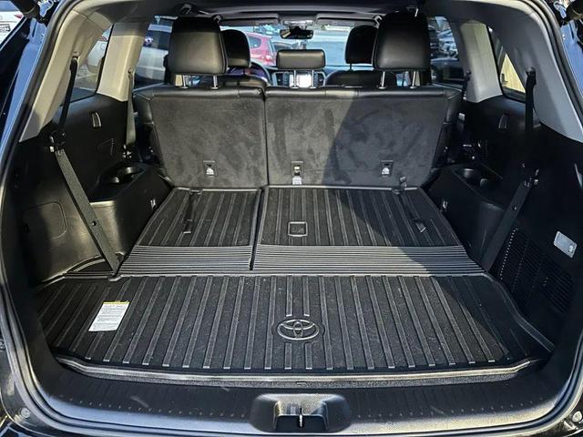 Photo of 2019 Black Toyota Highlander