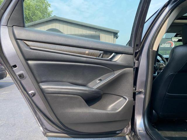 Photo of 2022 Gray Honda Accord
