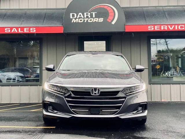 Photo of 2022 Gray Honda Accord