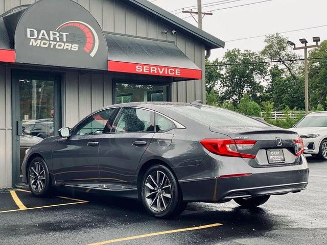 Photo of 2022 Gray Honda Accord