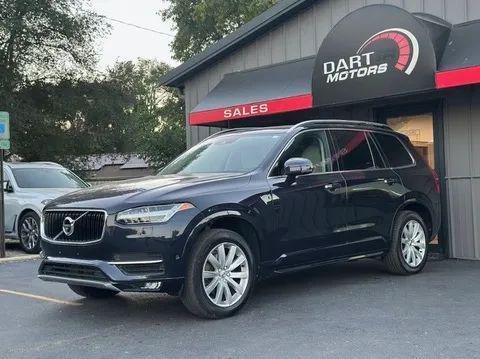 Photo of 2017 dark blue Volvo XC90