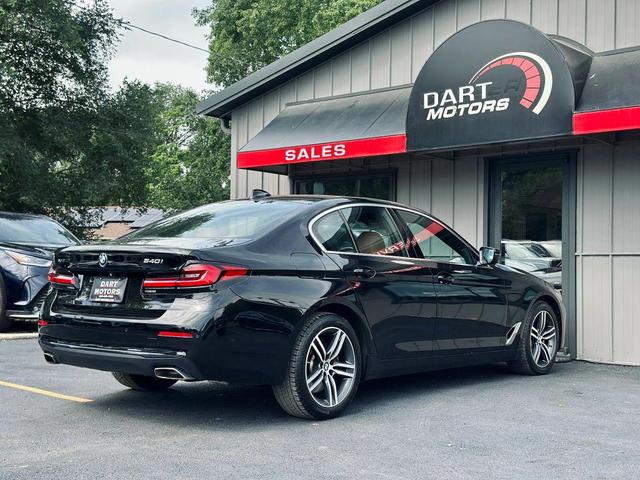 Photo of 2021 Black BMW 540
