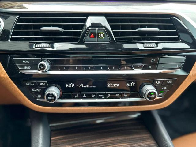 Photo of 2021 Black BMW 540