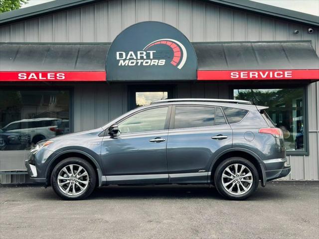Photo of 2018 Black Toyota RAV4 Hybrid